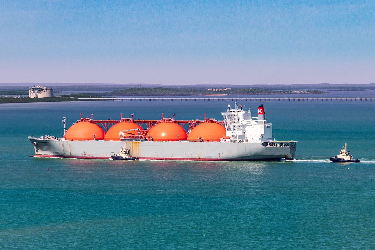 gas-tanker-6367981_1280